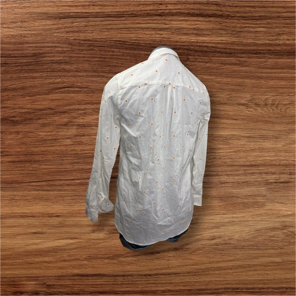 Sezane Paris White Embroidered women’s button down 100 % cotton  Shirt - Picture 2 of 7